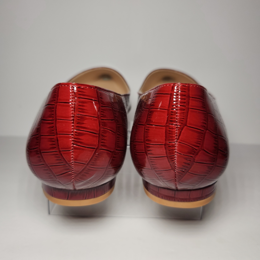 New Women's Sheek Croc-Inspired Embossed Pointed Toe Flats. Size 12W - Picture 6 of 6